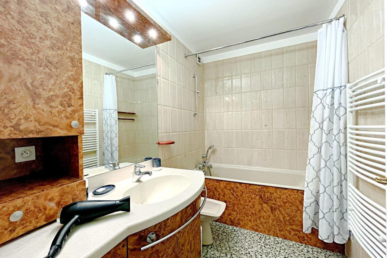 3 Bedroom - Heart Of Annecy - No Wifi Екстериор снимка